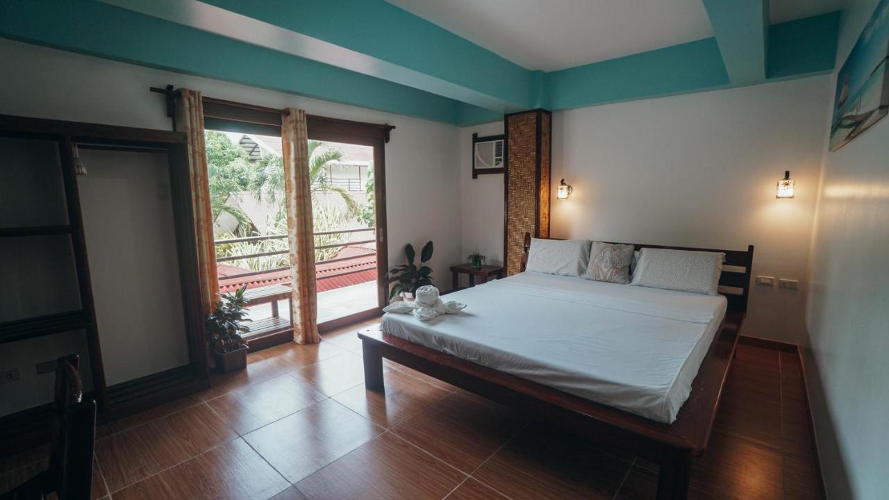 พอยต์ 303รีสอร์ต Hotel เจเนอรัลลูนา ภายนอก รูปภาพ