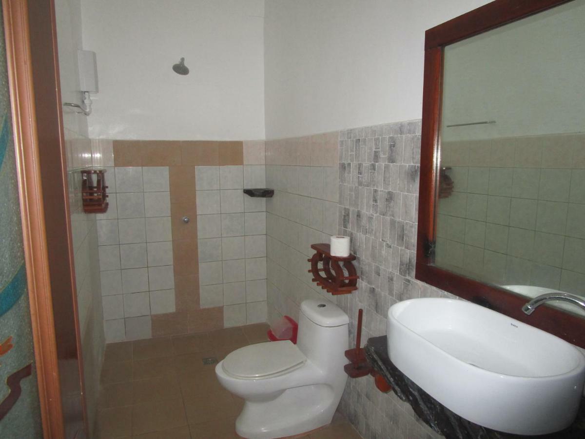 พอยต์ 303รีสอร์ต Hotel เจเนอรัลลูนา ภายนอก รูปภาพ